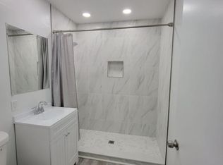 2327 Gull Ln, Sarasota, FL 34237