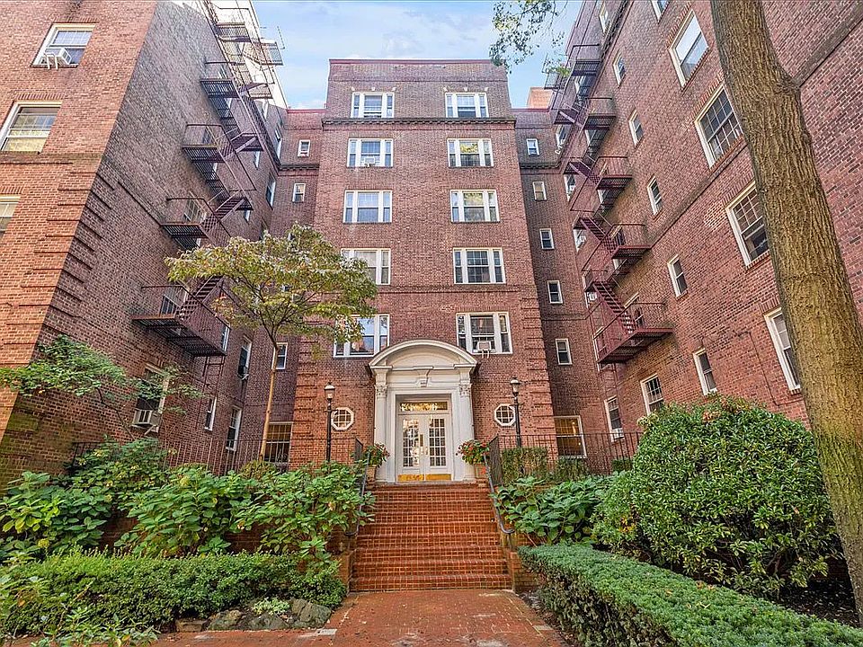 1st image of 117-01 Park Ln S Unit #d5d