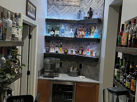 Wet bar