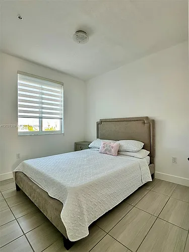 6401 NW 103rd Pl #301 Photo 1