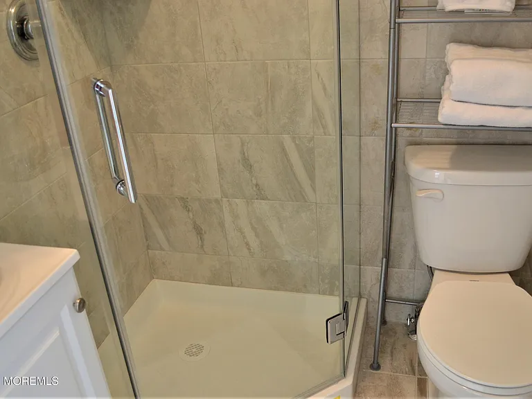 900 Ocean Ave #29 — Photo 38