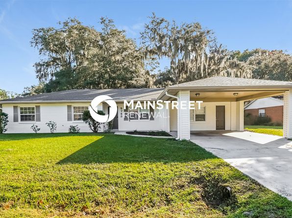 5743 Brook Loop