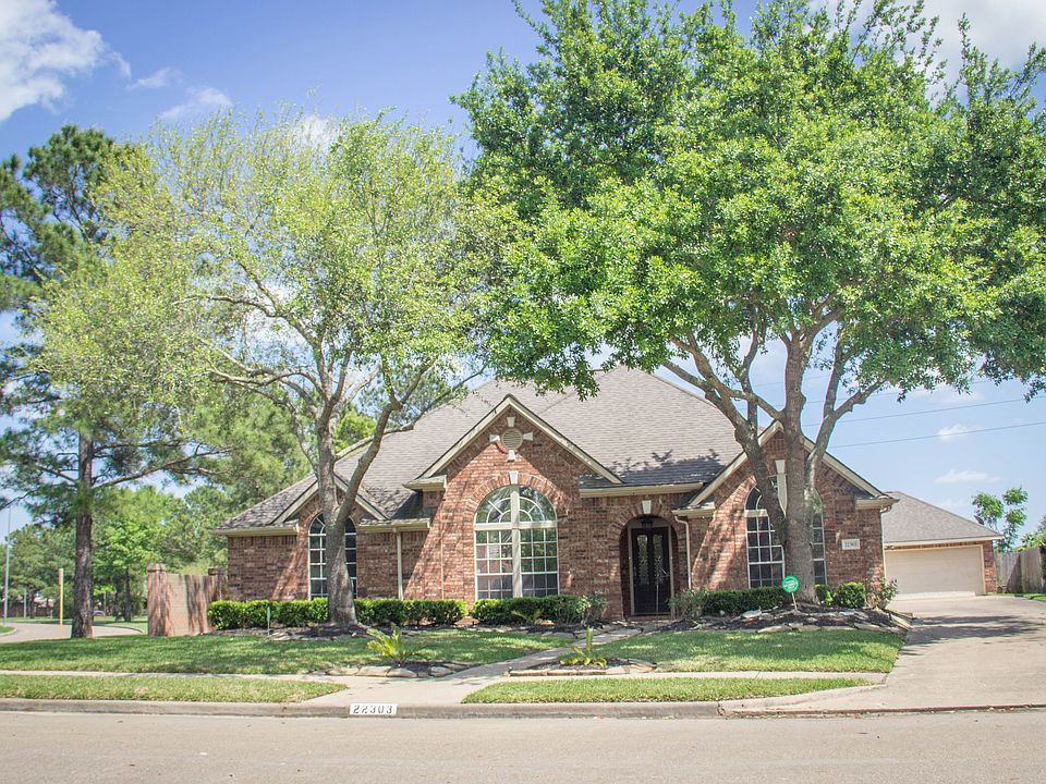 1st image of 22303 Rolling Meadow Ln