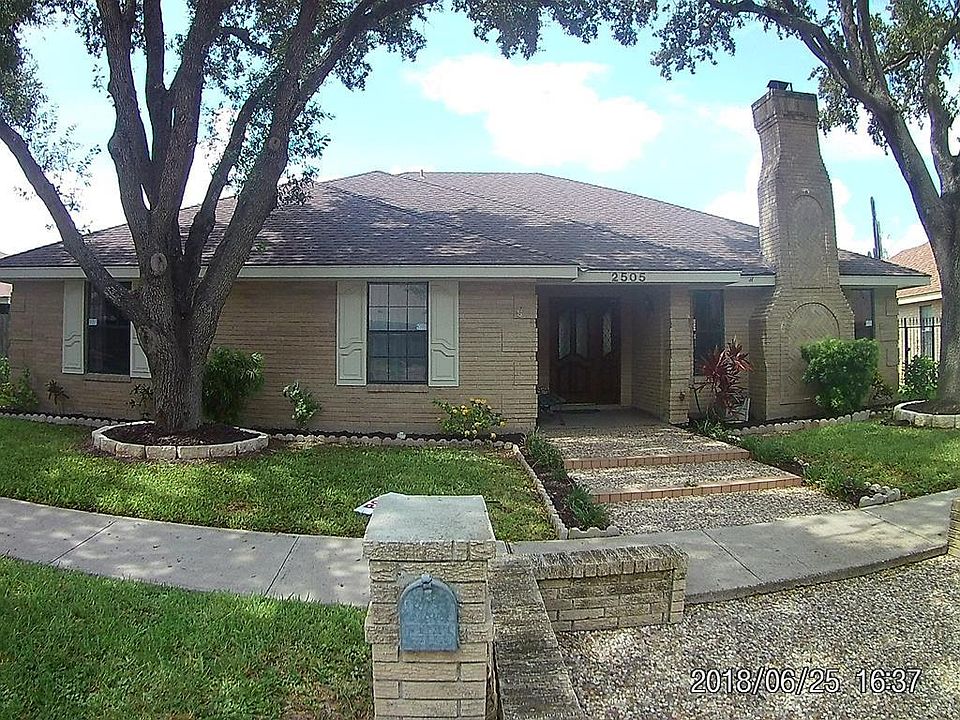 1st image of 2505 Robin Ave