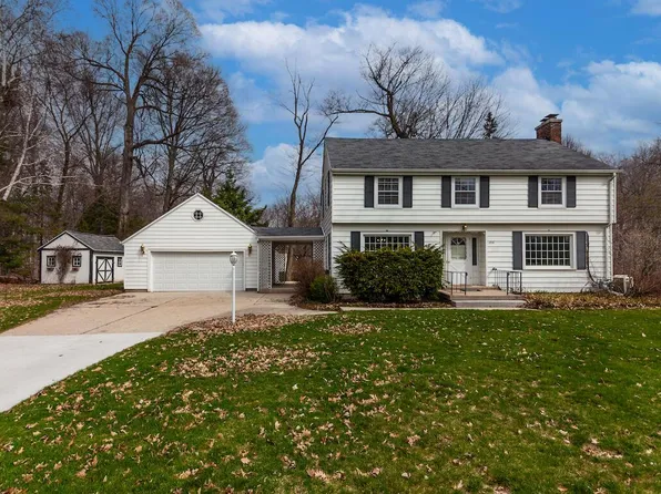 206 Vine STREET, West Bend, WI 53095