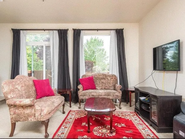 1297 NW 208th Ter, Hillsboro, OR 97006
