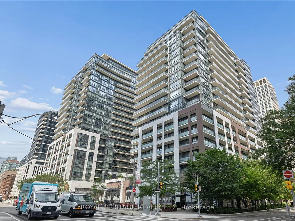 460 Adelaide St E #Penthouse 122