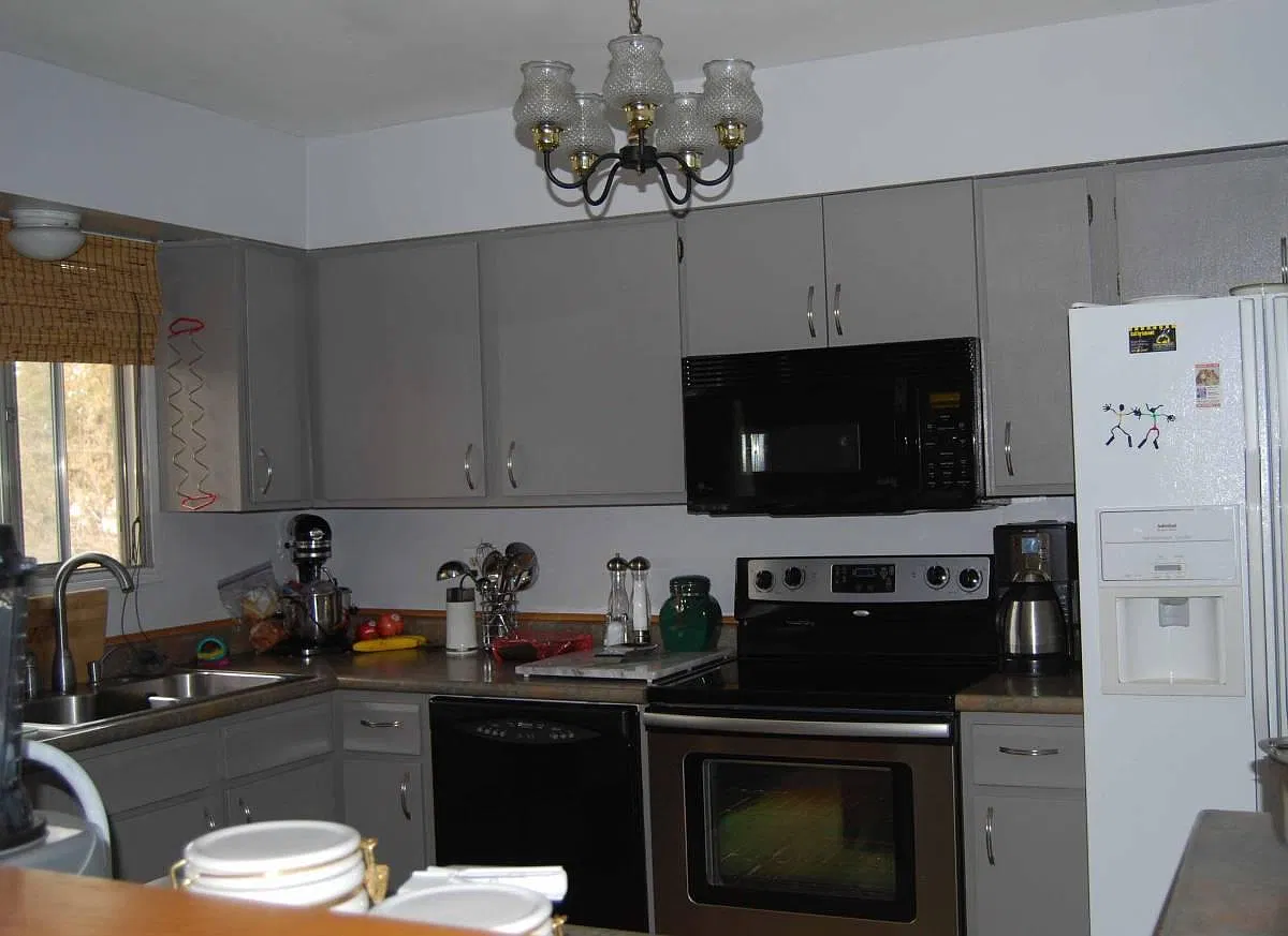 4 bed, 1900 sqft, $2,900 — Photo 3