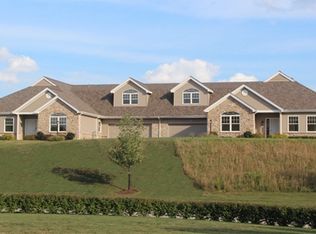 Fox Chase Luxury Apts, Cheswick, PA 15024