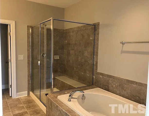 927 Rosepine Dr — Photo 11