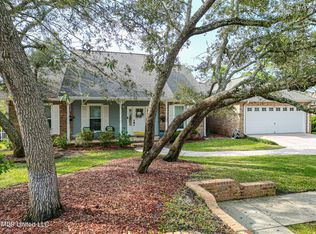 2565 Spring Ridge Dr, Biloxi, MS 39531