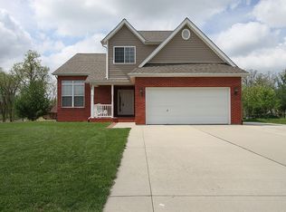 3318 Village Green Ct, Millstadt, IL 62260
