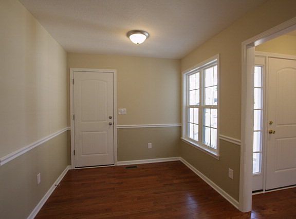 3rd image of 79 Trailwood Ave