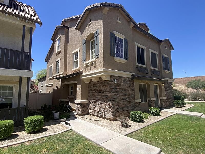 1st image of 4146 E Jasper Dr #1