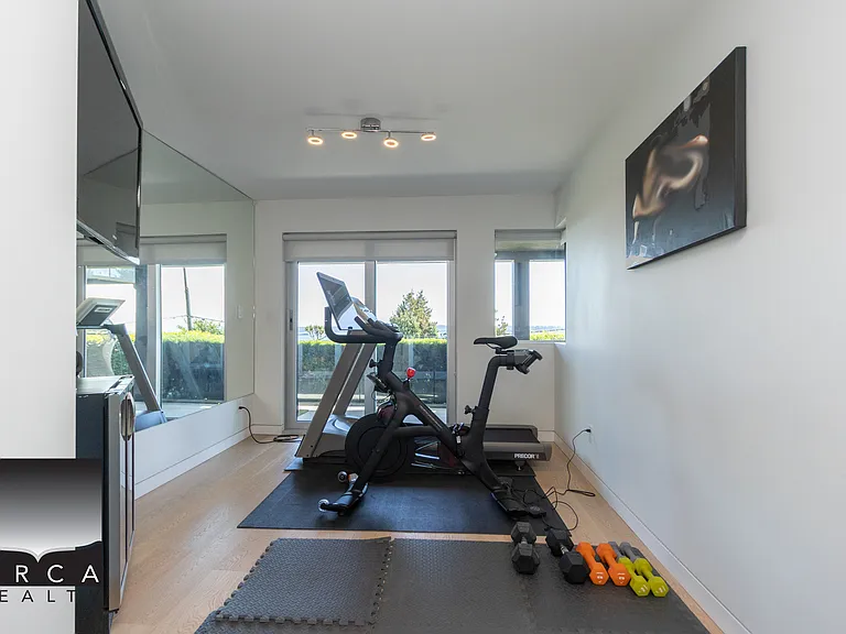 3295 Westmount Rd — Photo 38