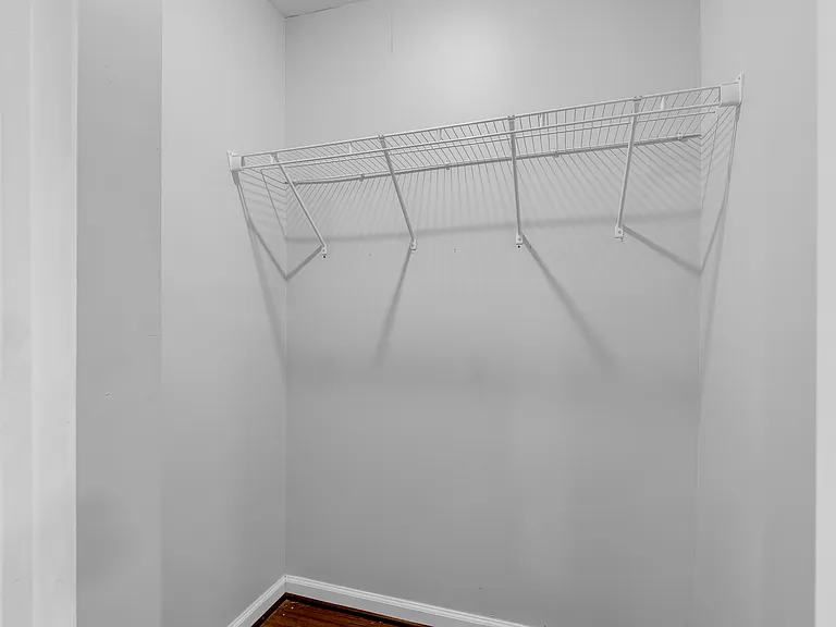 2103 Chelsea Ter #2 — Photo 8