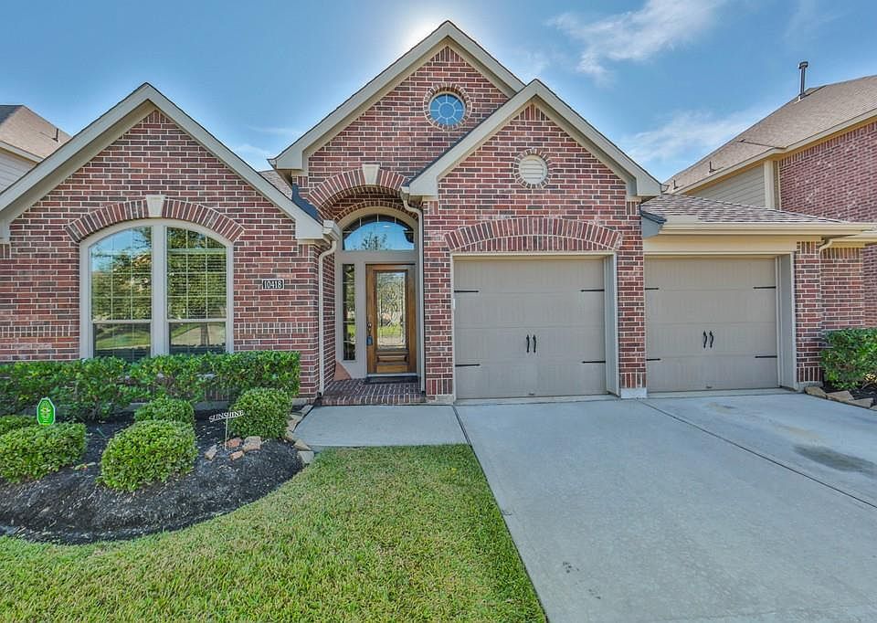 1st image of 10418 Kingston Creek Ln
