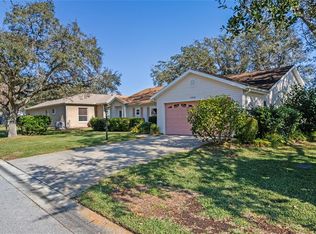 25236 River Crest Dr, Leesburg, FL 34748