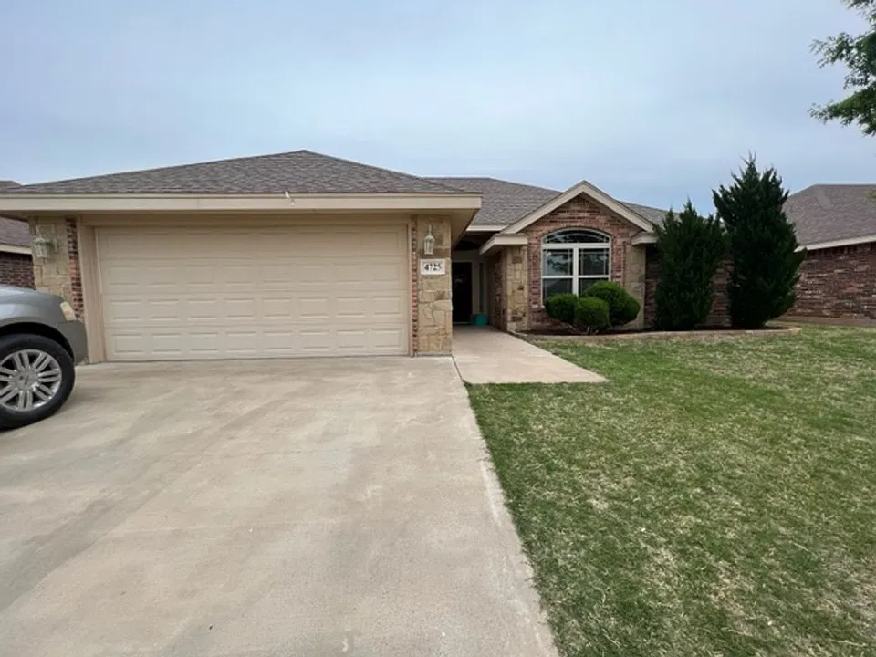 4725 Yellowstone Trl
