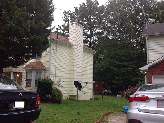 3rd image of 251 Omega St