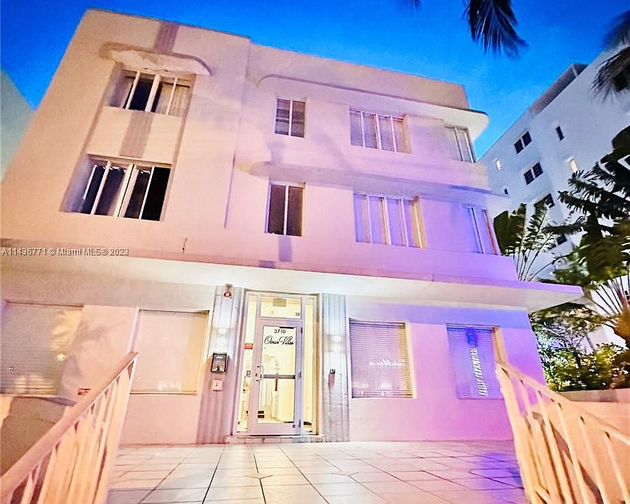 1st image of 3710 Collins Ave #306
