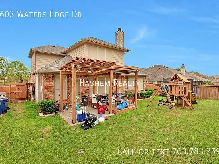 1603 Waters Edge Dr — Photo 17