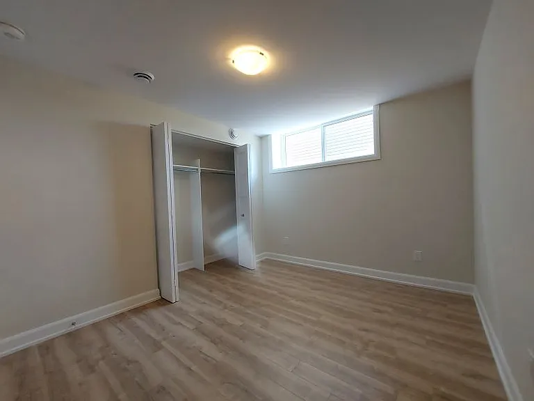 313 Moonlight Dr — Photo 7