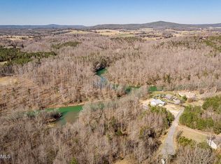 Hidden River Ln, Sparta, TN 38583