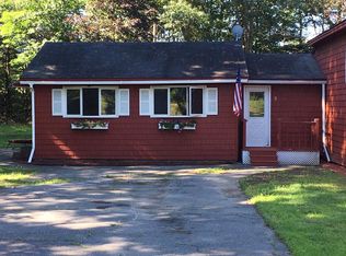 2 Old Kendall Rd, Tyngsboro, MA 01879