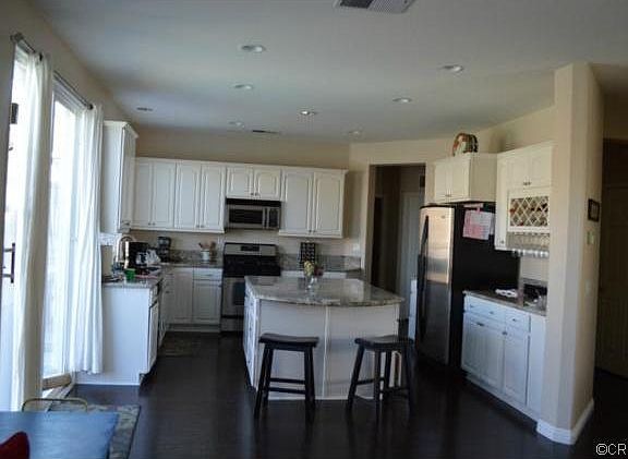 3rd image of 6198 Winterberry Pl