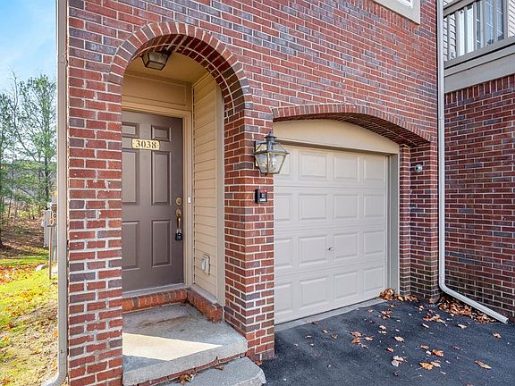 2nd image of 3038 Barclay Way