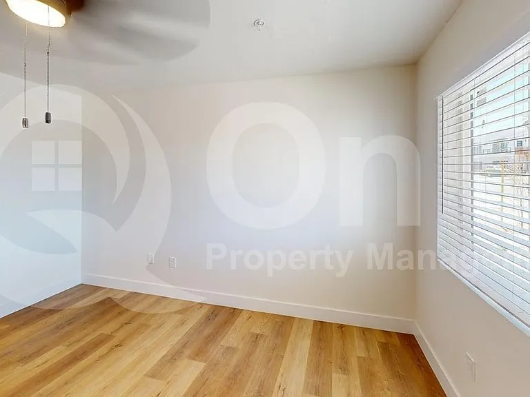410 W Hadley St #3 — Photo 4