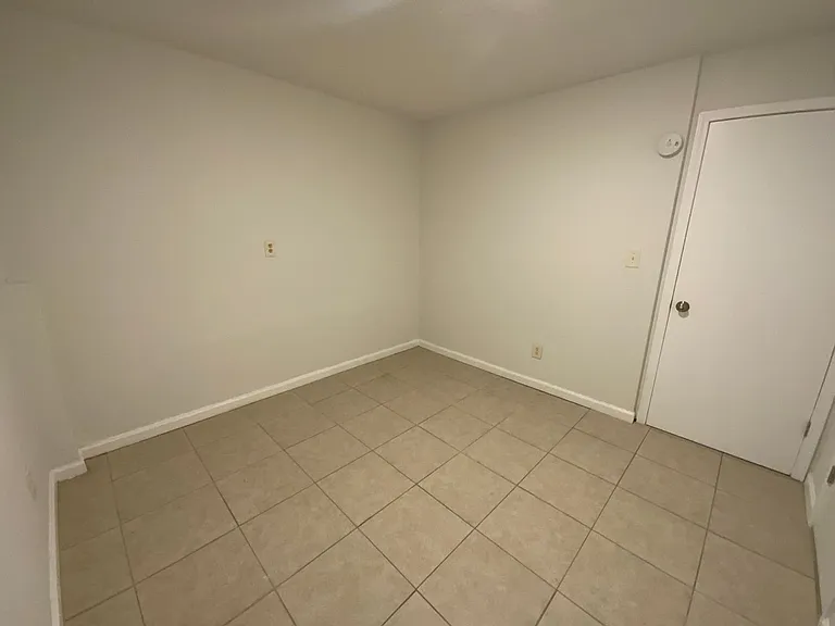 211 Snead Dr — Photo 17