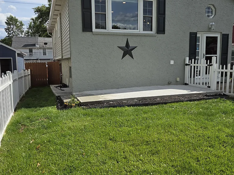 534 North Cir — Photo 33