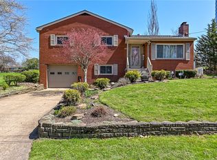 901 Roosevelt St, Conway, PA 15027