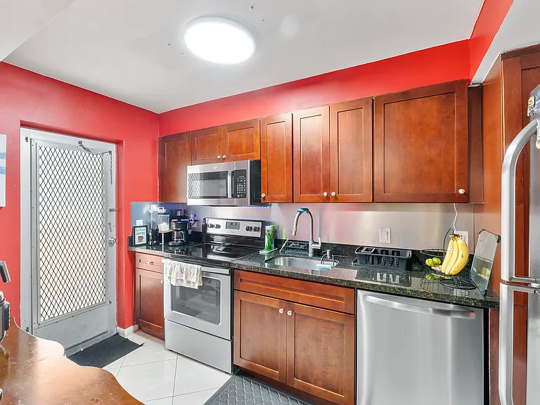 4500 N Federal Hwy #253F — Photo 6