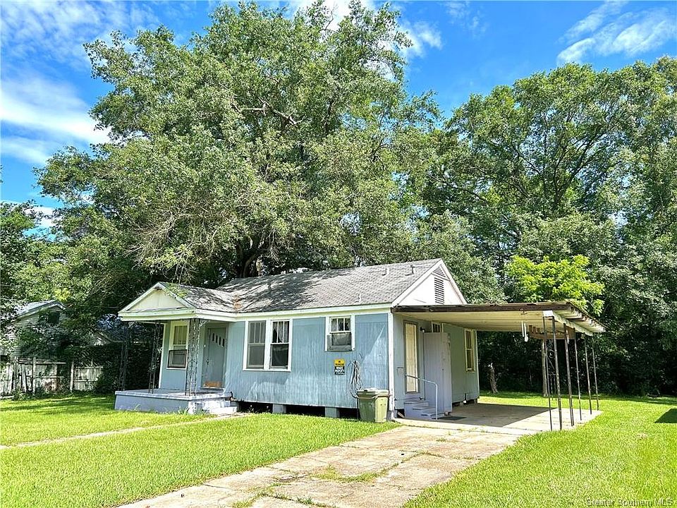 2nd image of 512 Forest Dr