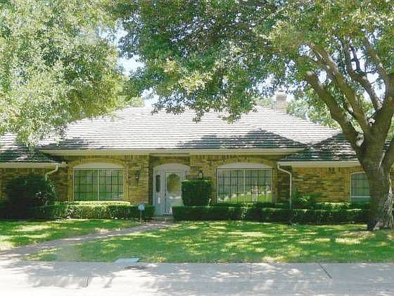 1st image of 9427 Trail Hill Dr