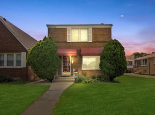 9030 S Harper Ave, Chicago, IL 60619