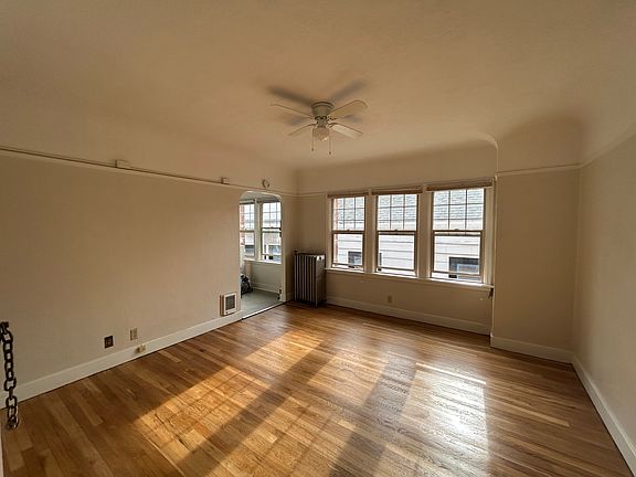 2nd image of 1530 NE 10th Ave APT 302