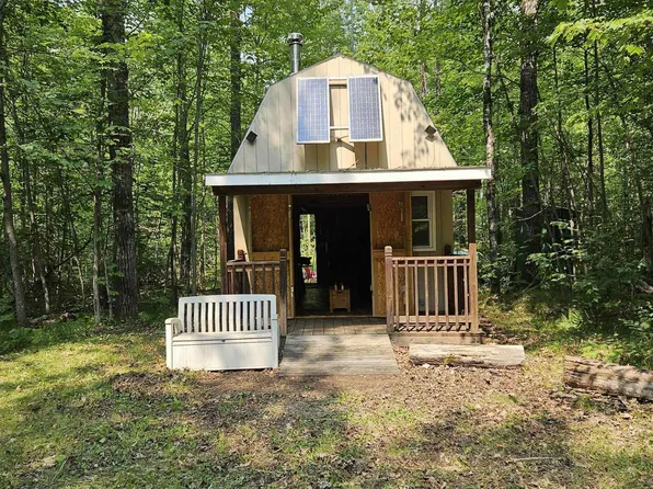 W10780 Blueberry Point Rd, Dunbar, WI 54119