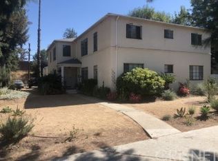 13104 Riverside Dr, Sherman Oaks, CA 91423