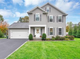 2 Lopresti Ct, Ansonia, CT 06401