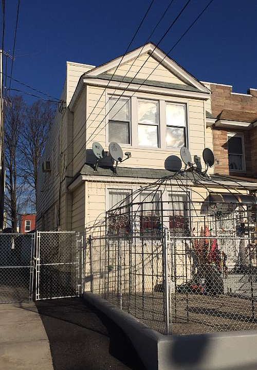 1st image of 9427 121st St