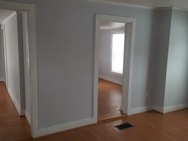 404 Forest Ave #1 — Photo 13