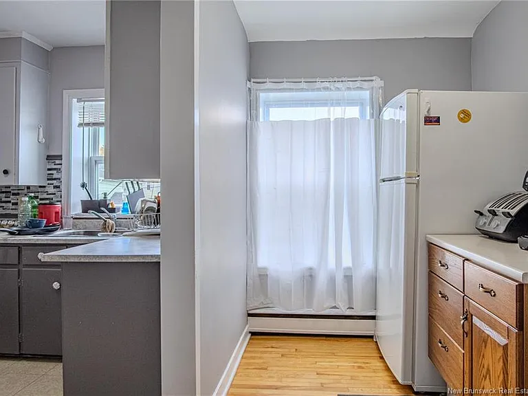 49 Quinton Ave — Photo 28