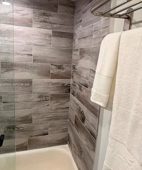19201 Collins Ave #348 — Photo 10