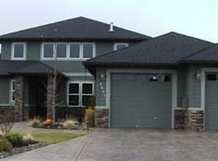 3621 SW 36th Pl, Redmond, OR 97756