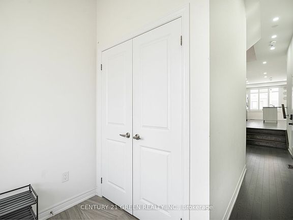 5th image of 1322 Hamman Way