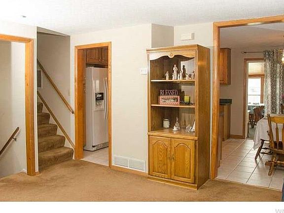 4th image of 143 Autumnwood Dr